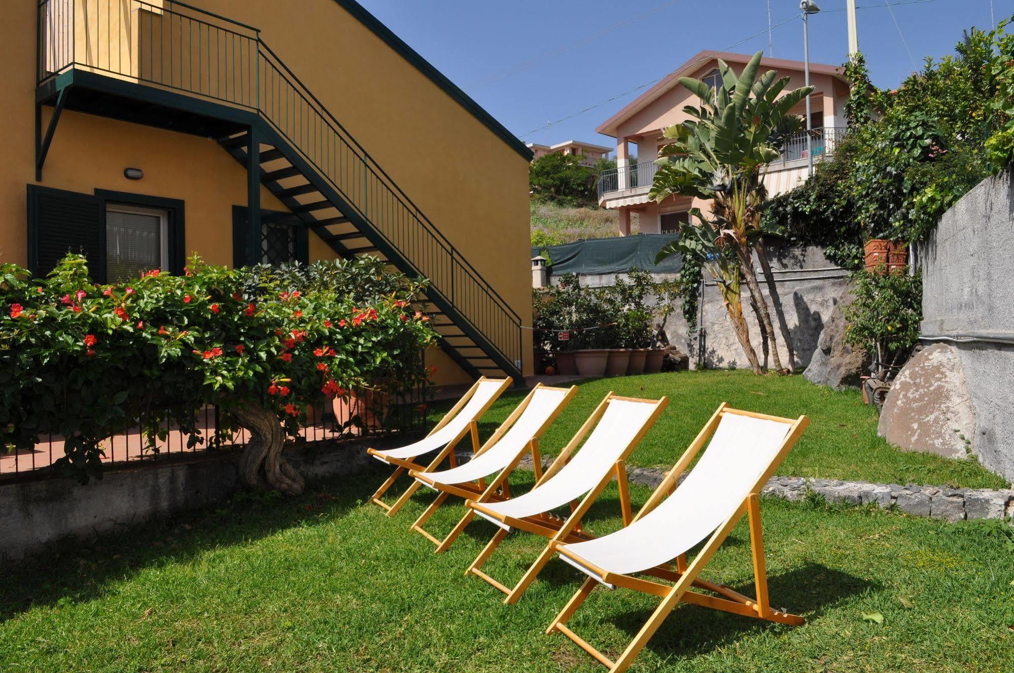B&B Stella Marina Aci Trezza Dış mekan fotoğraf